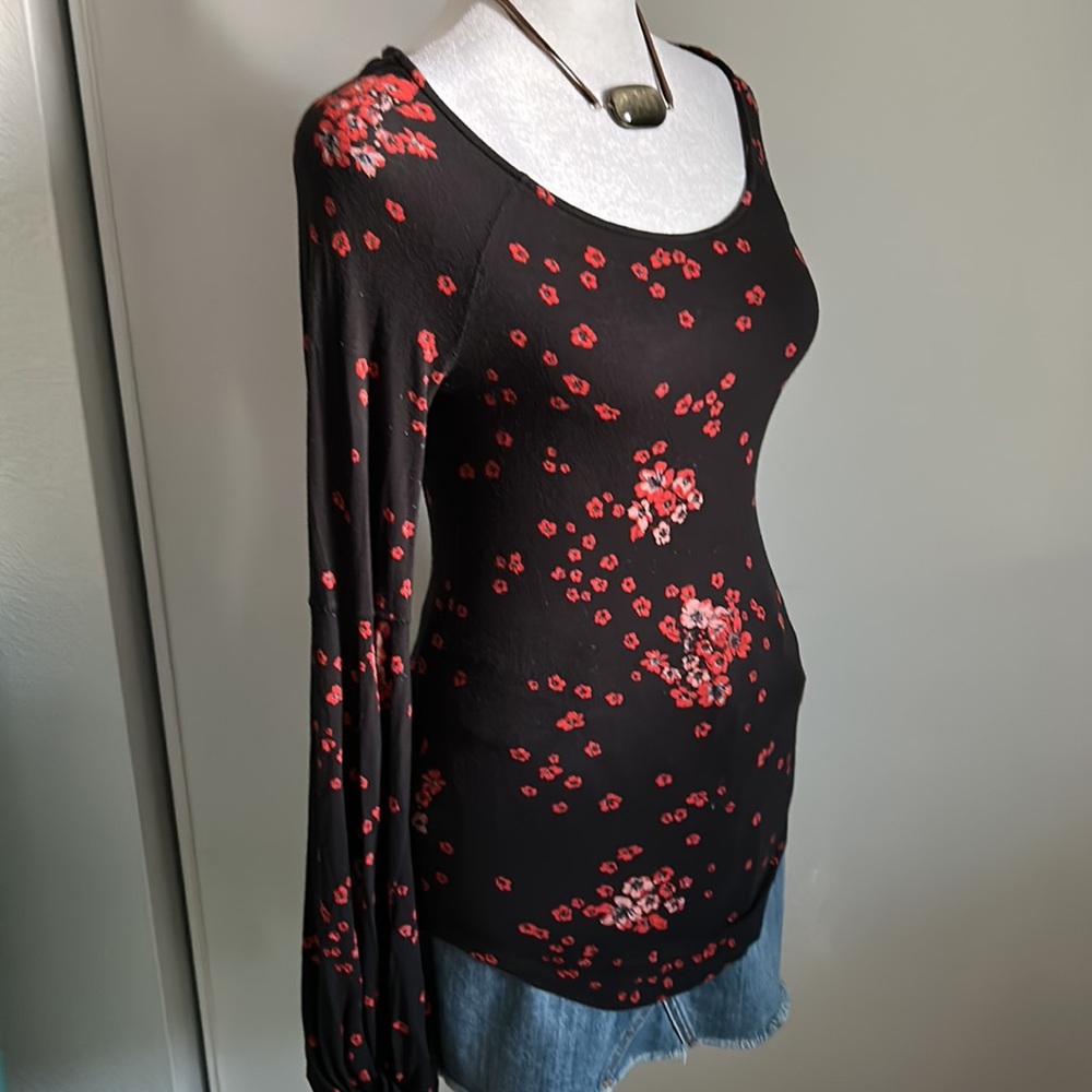 Free People Floral Scoop Neck Drop Shoulder Bubble Sleeve Stretchy Shirt - Picture 2 of 9